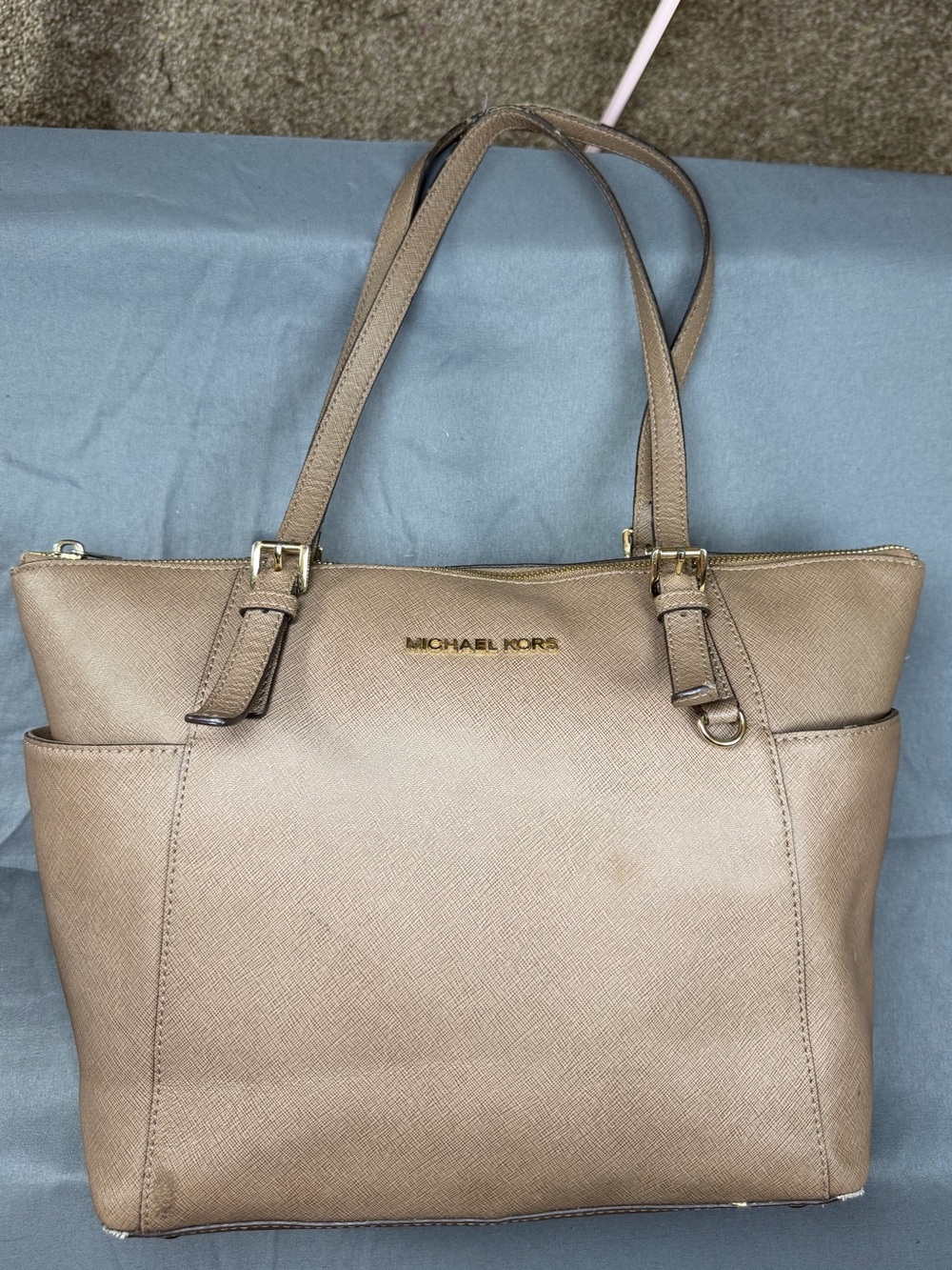 MICHAEL KORS Beige Saffiano Leather Tote with Gold Logo